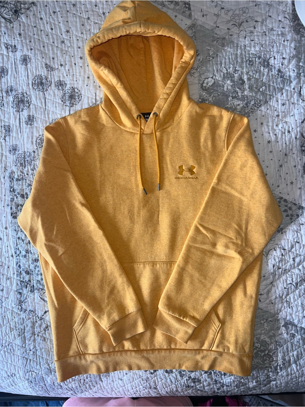 Under Armour Men’s Gold/Yellow Hoodie Sweatshirt